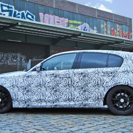 Fahrzeugbeschriftung: Car-Wrapping - Vollfolierung eines Kleinwagens. Produziert von Articus aus Isernhagen bei Hannover, in Niedersachsen.